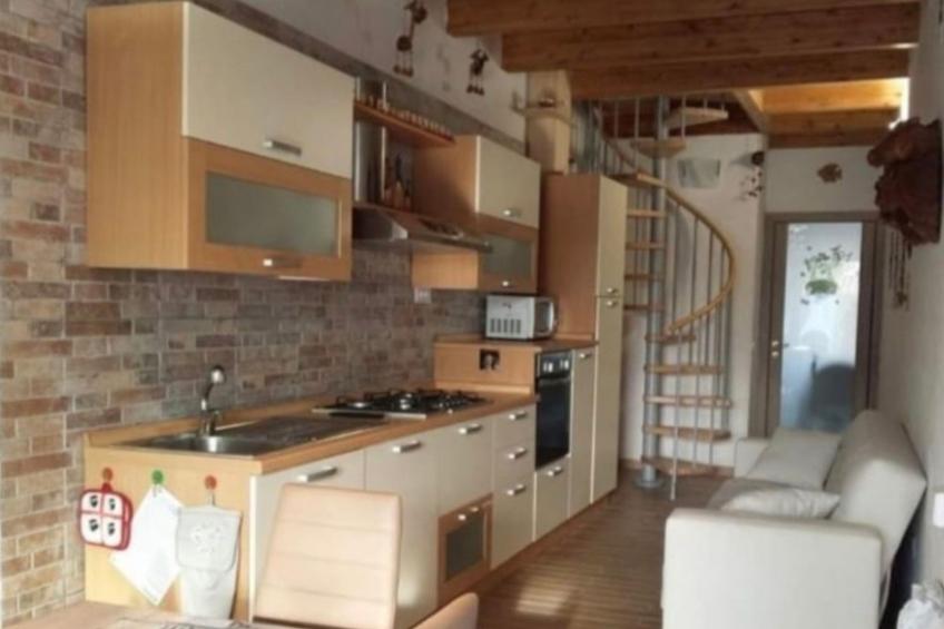 Wunderschönes freistehendes Haus - foto 8