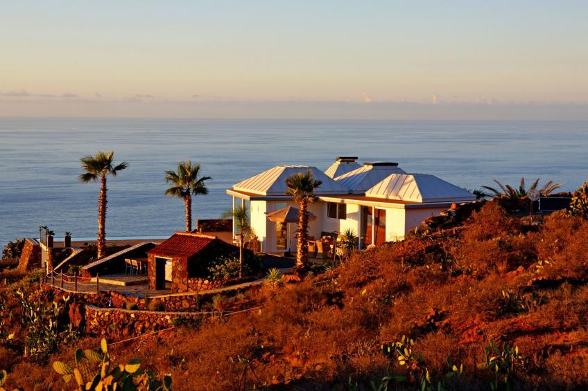 Moderne Architekten-Villa mit Infinity-Pool und Meerblick - foto 3