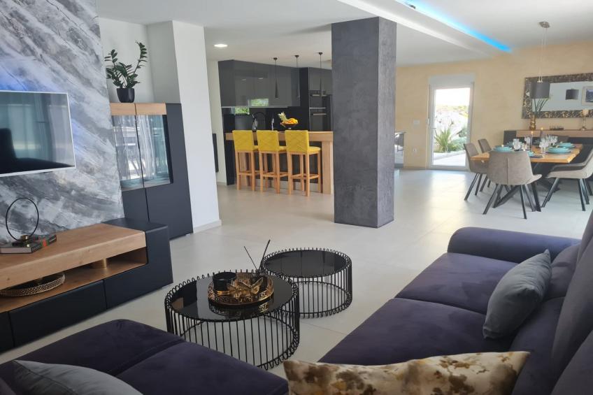 Four - Bedroom Villa - foto 2