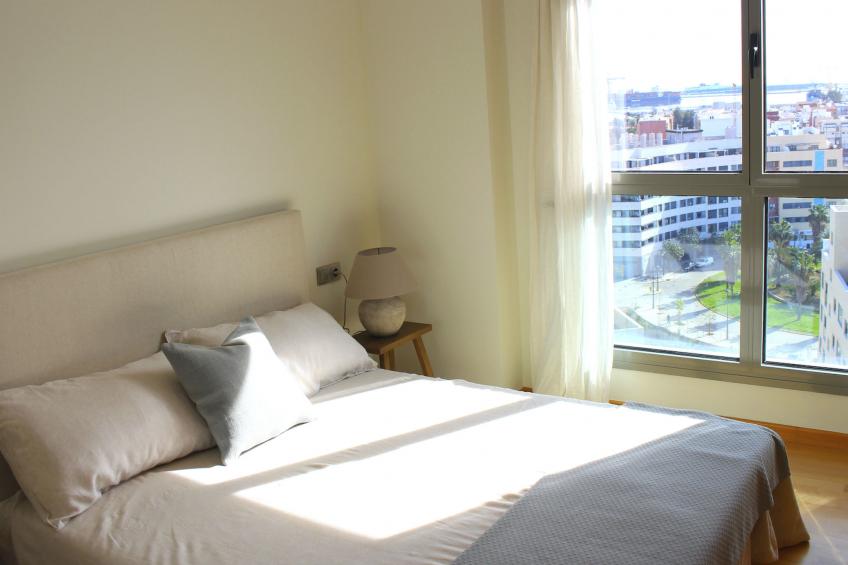 Luxuriöse Wohnung mit 1 Schlafzimmer, Balkon und Pool - foto 15