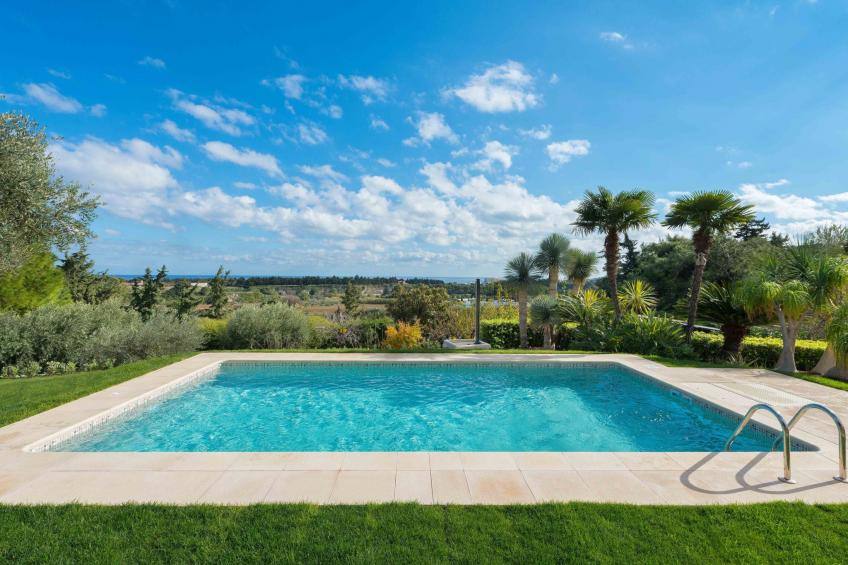 in Sgourou mit Parkplatz, Blick ins Grüne - foto 17