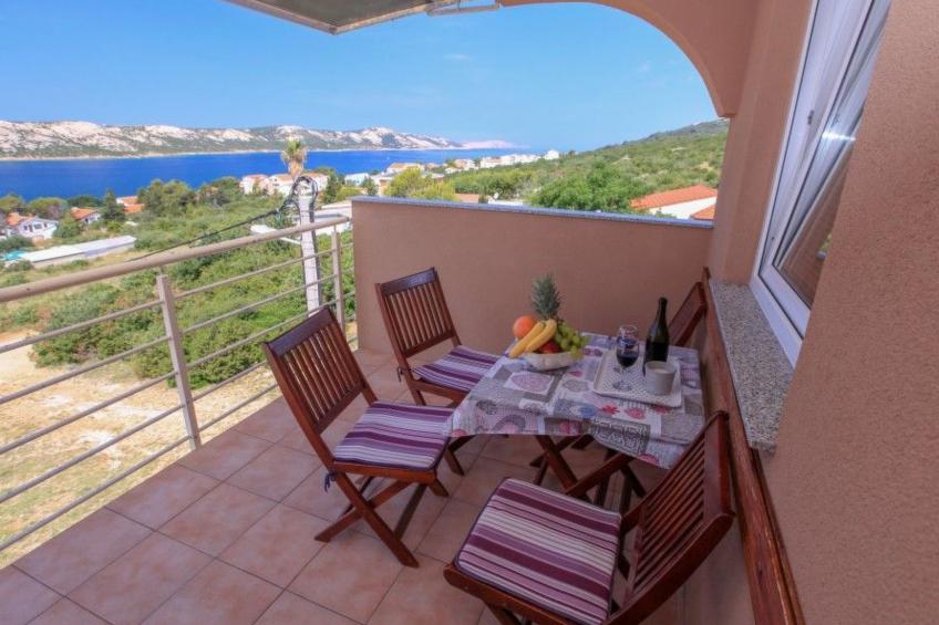 Appartement mit Balkon