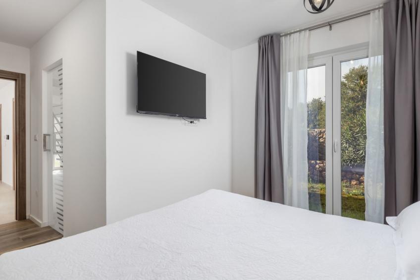 Romantische Villa mit Pool, umgeben von Natur - foto 31