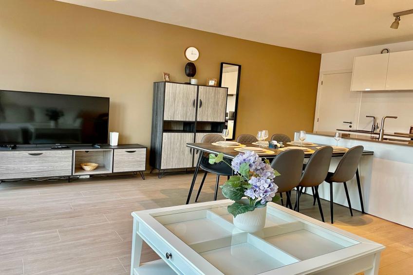 Modern 2BR 1/5 BA Near Diamond District by OneLuxStay - foto 5