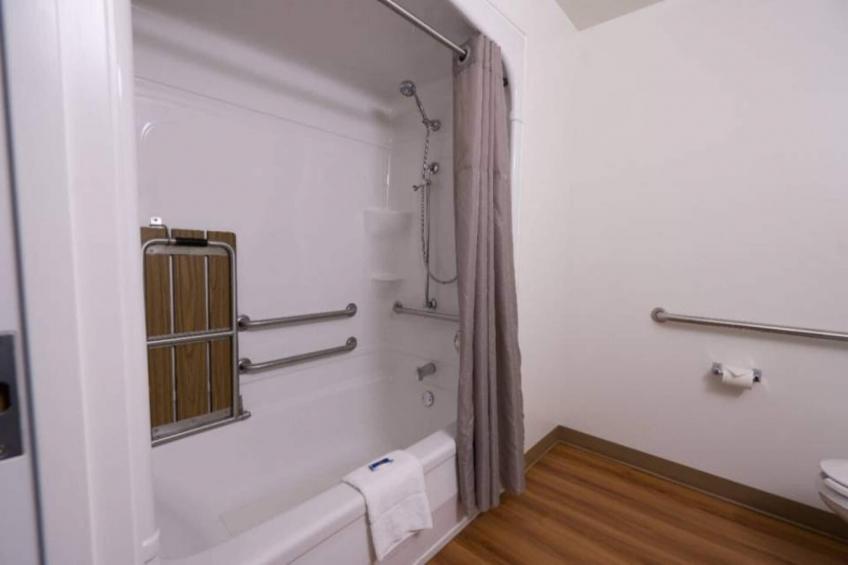 1 Queen Bed  Non-Smoking - foto 21