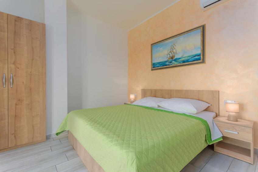 Santa Lucia - Villa with Private Pool & Sea View - foto 12