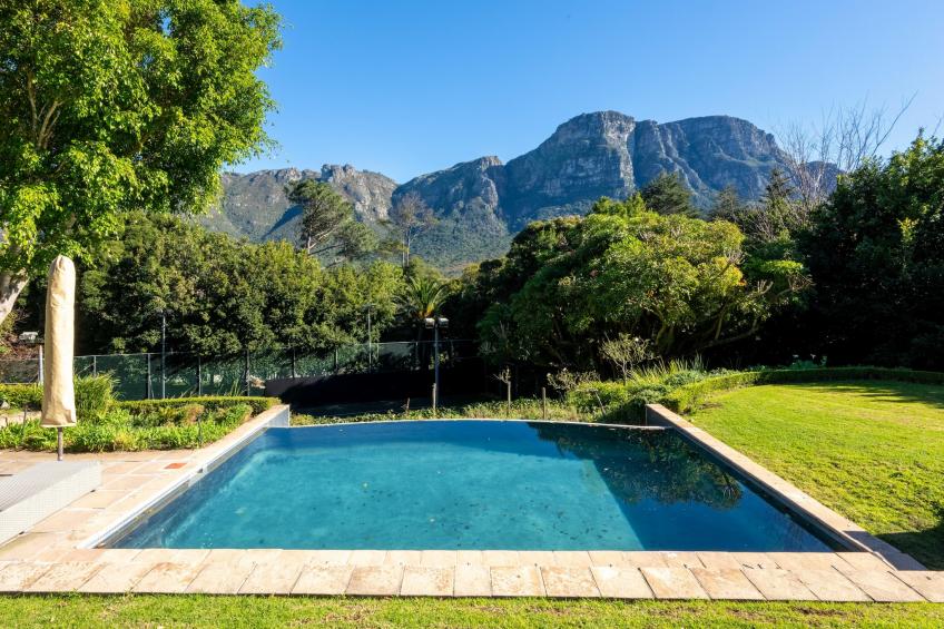 4 Bedroom Self Catering House - foto 2