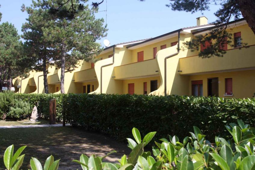 Holiday apartment with air conditioning, terrace and pool - BF-KYR7P - foto 2
