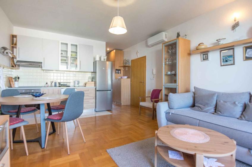 Holiday apartment with closed balcony - BF-RNGDK - foto 8