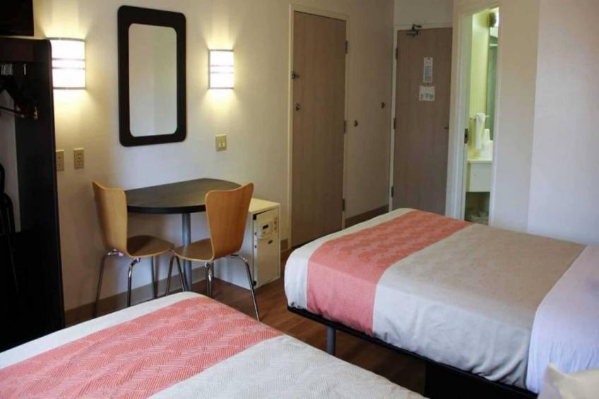 2 Full Beds  Non-Smoking - foto 3