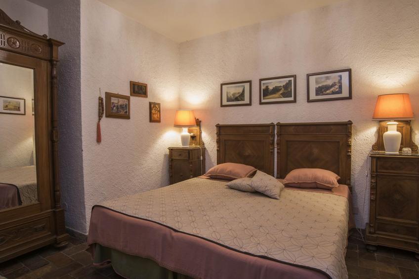 Charmante Schlossunterkunft mit Schwimmbad - foto 13