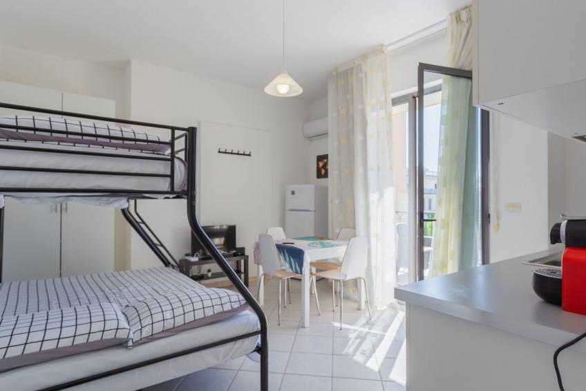 5 Bnb delle Nazioni mit Parkplatz, 9min Flughafen Meer - foto 11