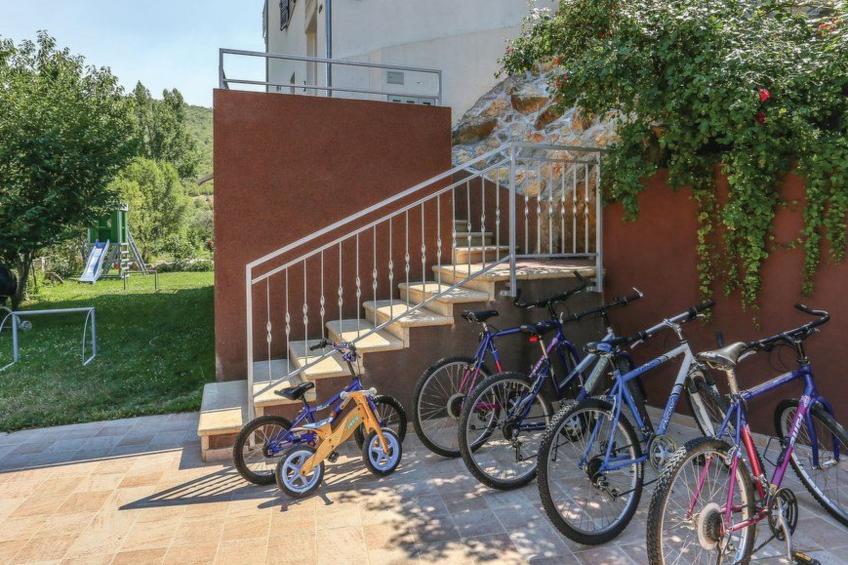 Schönes Ferienhaus in Grab mit Privatparkplatz und Bergblick - foto 6