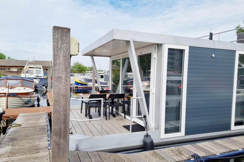 Houseboat with roof terrace and balcony (4 pers) "De Hoop" - foto 15