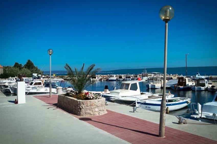 für vier Personen mit Balkon im ersten Obergeschoss gelegen - foto 31