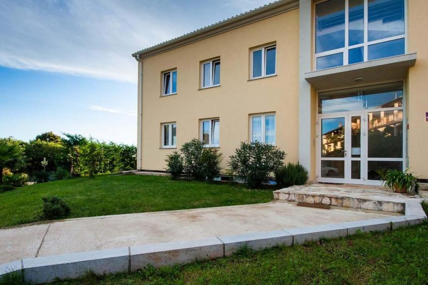 mit privatem Garten und Terrasse - foto 13