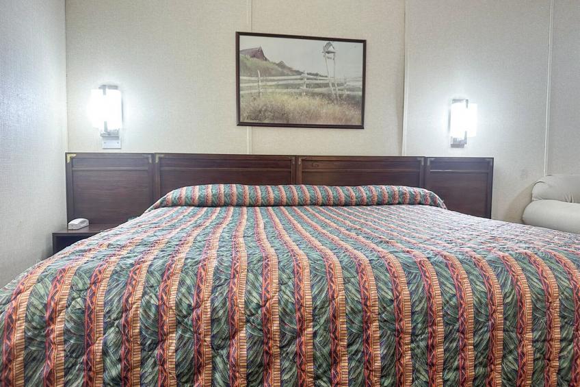 King Bed Suite Smoking - foto 36