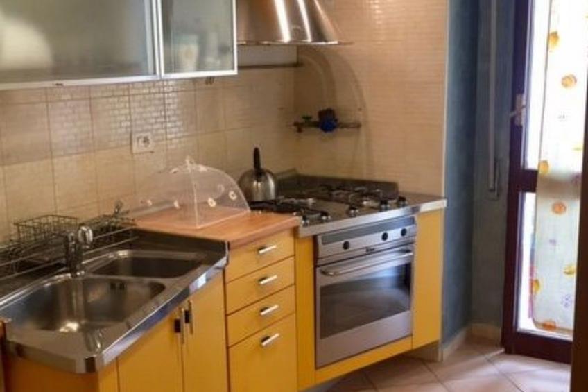 Geräumige und helle Wohnung in Mehrfamilienhaus mit Aufzug - foto 7
