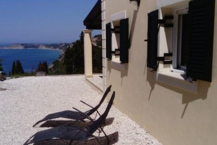 Ferienvilla mit Blick auf das Wasser - foto 9