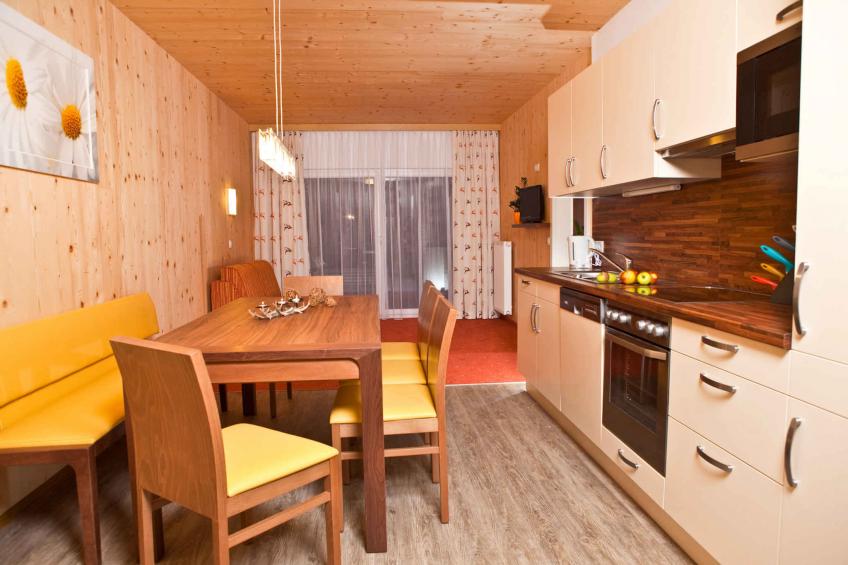 Vakantiewoning met zwembad en tuin - VW-DZWNN - foto 9