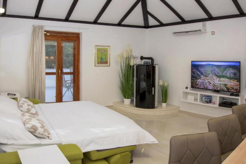 Villa Gabriel - Three Bedroom Villa with Outdoor Pool - foto 8