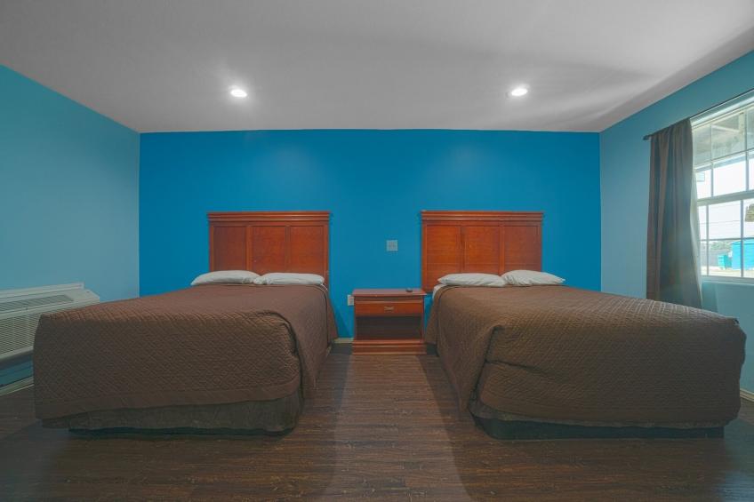 2 Queen Beds with Kitchenette - foto 19