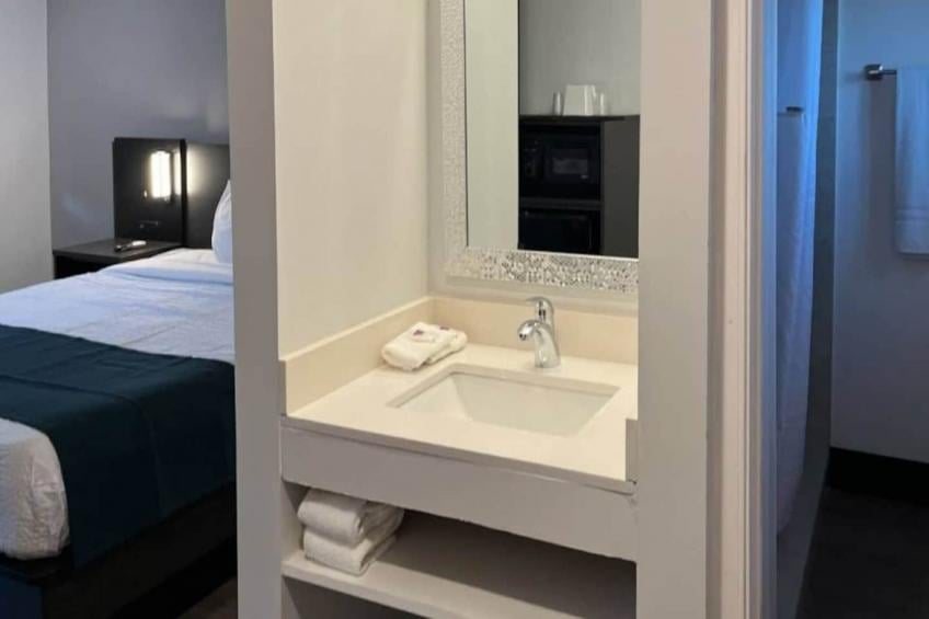 2 Queen Beds  Non-Smoking Micfridge - foto 4