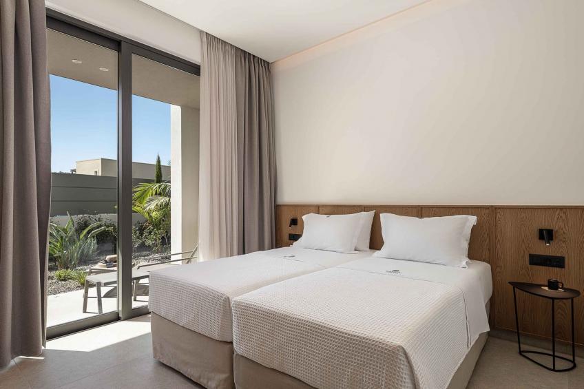 Sancy Luxury Villa-400m Strand, ''Beheizter'' Pool, Fitnessraum - foto 28