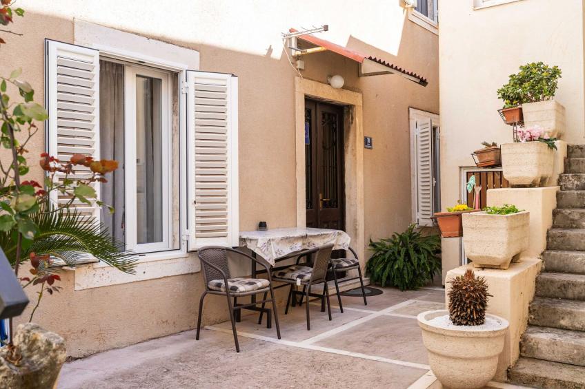 Apartment Family Tokić - One Bedroom Apartment with Terrace - foto 23