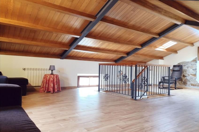 Schönes Duplex mit Aussicht, Pool und Garten - foto 18