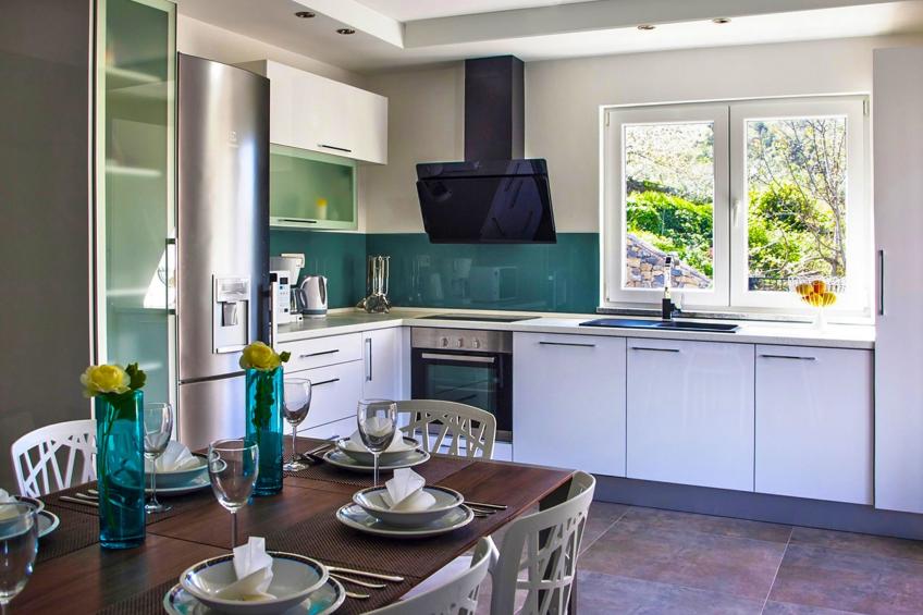 Villa Mosor mit beheiztem Salzwasserpool und Sauna - foto 15