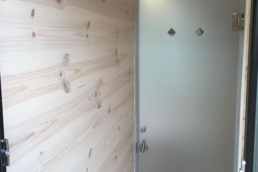 Hausboot für zwei Personen mit Kamin und Terrasse - foto 14