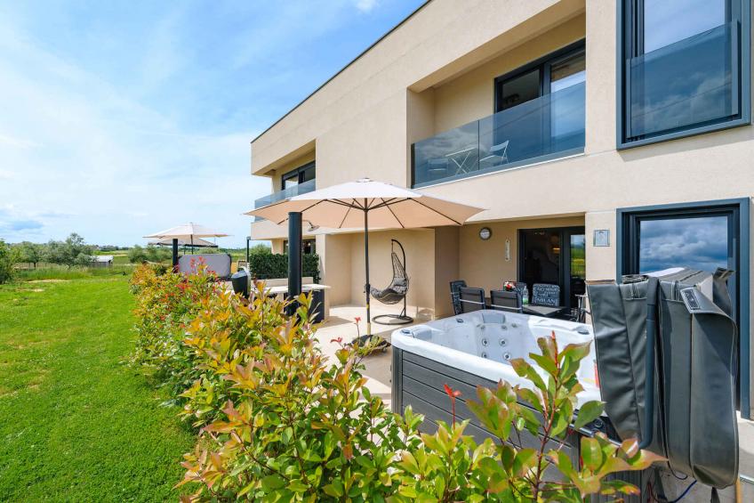 Vakantiewoning Luxe appartement met privéjacuzzi - VW-7D468 - foto 12