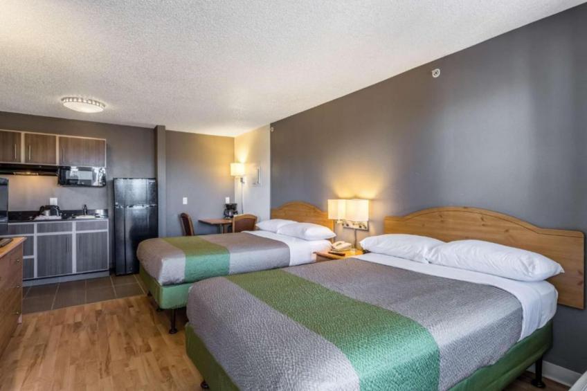 2 Full Beds  ADA/Tub Non-Smoking - foto 8