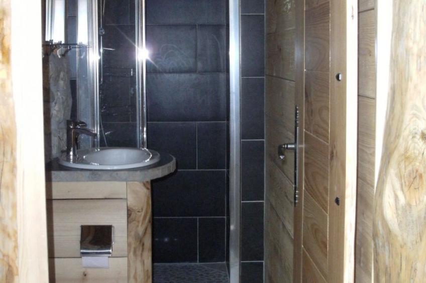 "Au Crêt du Bois" (Auf dem Wald) - foto 6