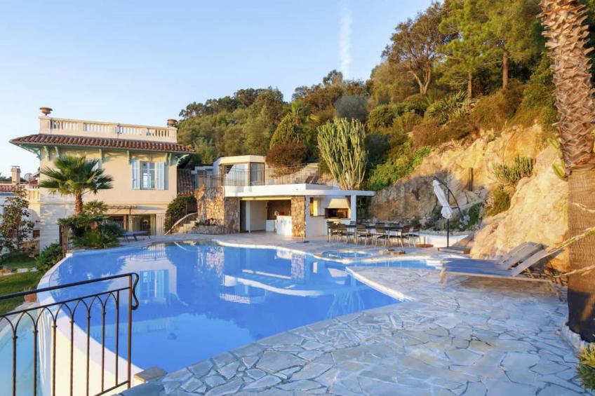 Magnifique villa avec vue sur mer et belle piscine