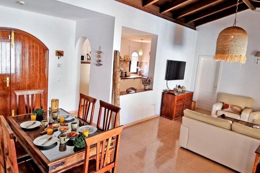 Komfortables Ferienhaus in Corralejo mit privatem Garten und beheiztem Pool - foto 4