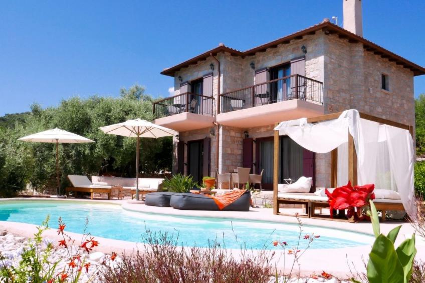 "Agapi" mit Infinity-Pool