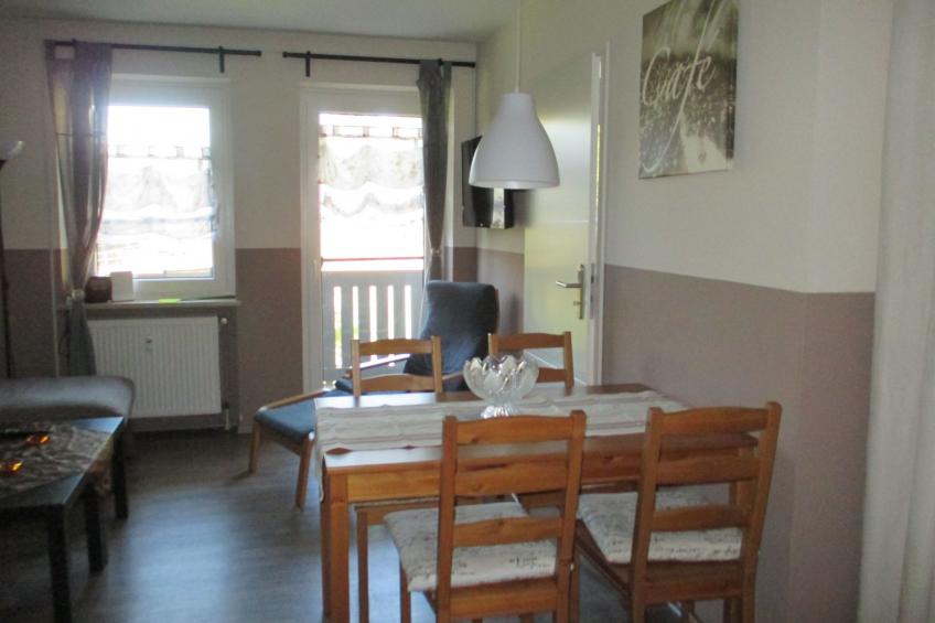 mit zwei Schlafzimmern und Balkon - foto 7