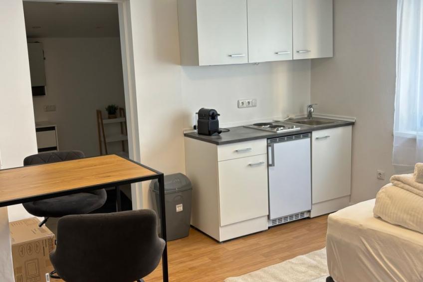 Studio in zentraler Lage - nur wenige Minuten zum See und Stadt - foto 3