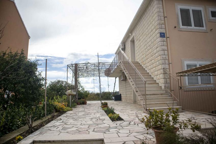 Holiday apartment with balcony and barbecue - BF-569GC - foto 9
