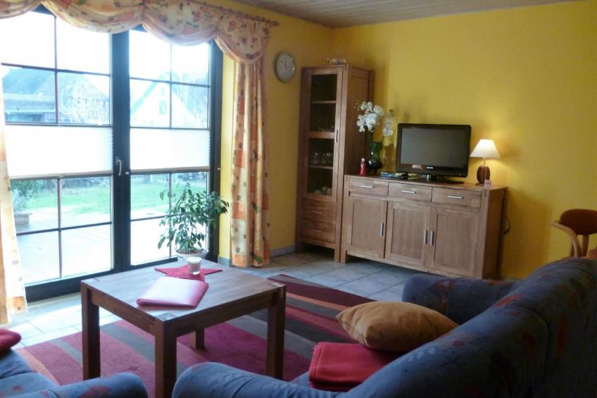 Schönes Ferienhaus mit Terrasse und Grill - foto 4