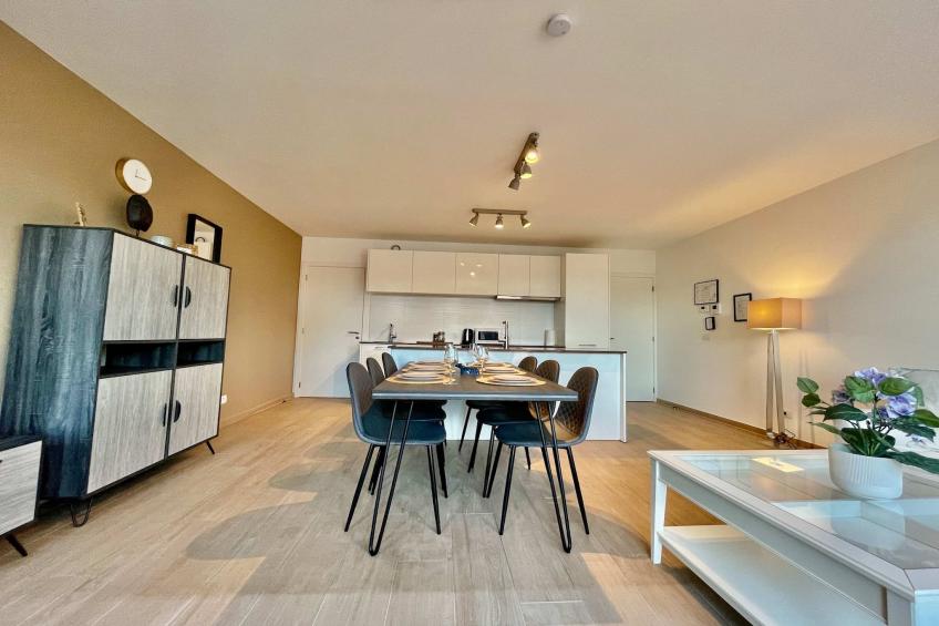 Modern 2BR 1/5 BA Near Diamond District by OneLuxStay - foto 15