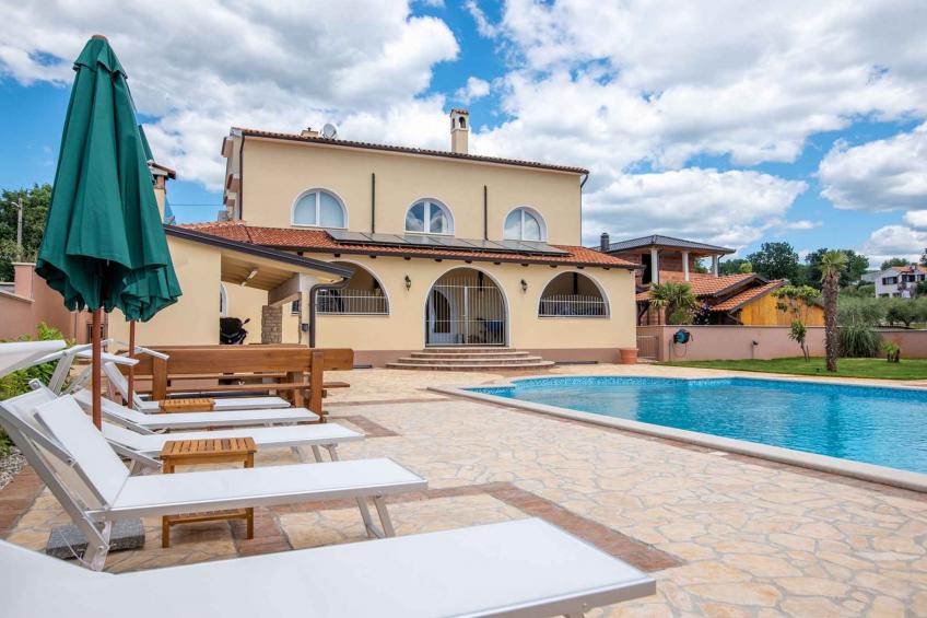 Vakantiewoning met zwembad - BF-XNT3M - foto 17