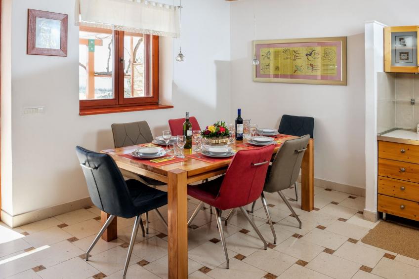 Haus in Mravince mit Whirlpool und Garten - foto 29