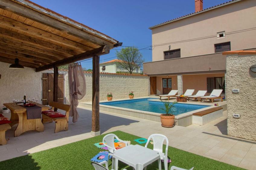 Villa House Eleonora