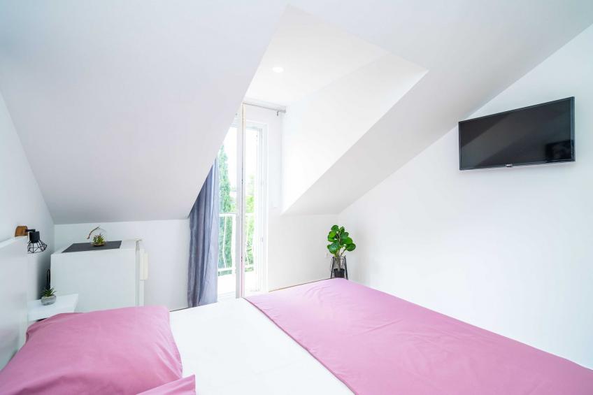 Apartment & Rooms Papa - Superior Double or Twin Room with Balcony and Partial Sea View (Soba 1) - foto 6