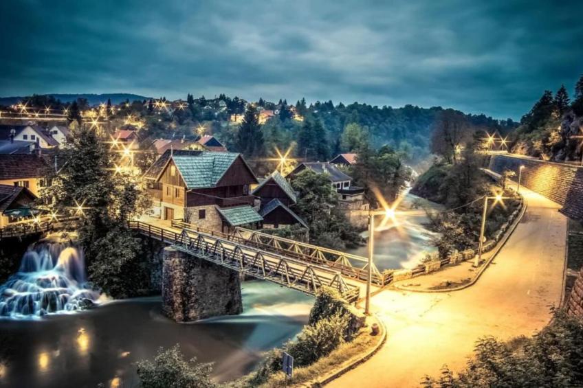 Three-Bedroom Apartment - foto 22