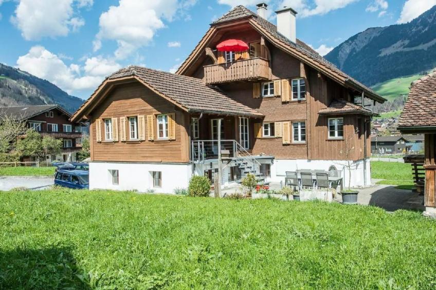 Sonnige Dachwohnung im schönen Lungern