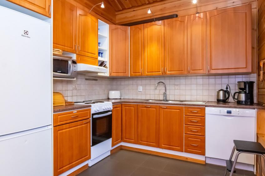 Riutankolo, mustosen lomamökit - foto 12